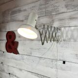 Workshop accordion lamp