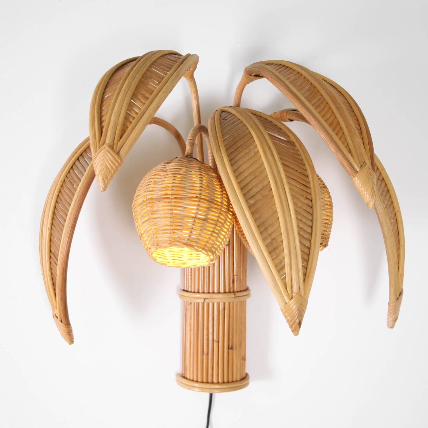 Pair of "coconut/palm" wall lights in rattan