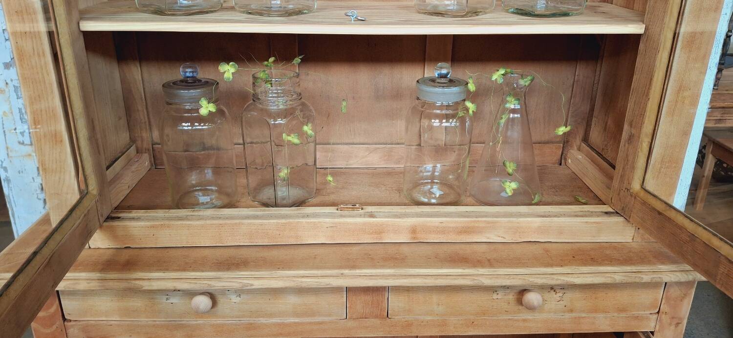Two-piece glass-fronted buffet