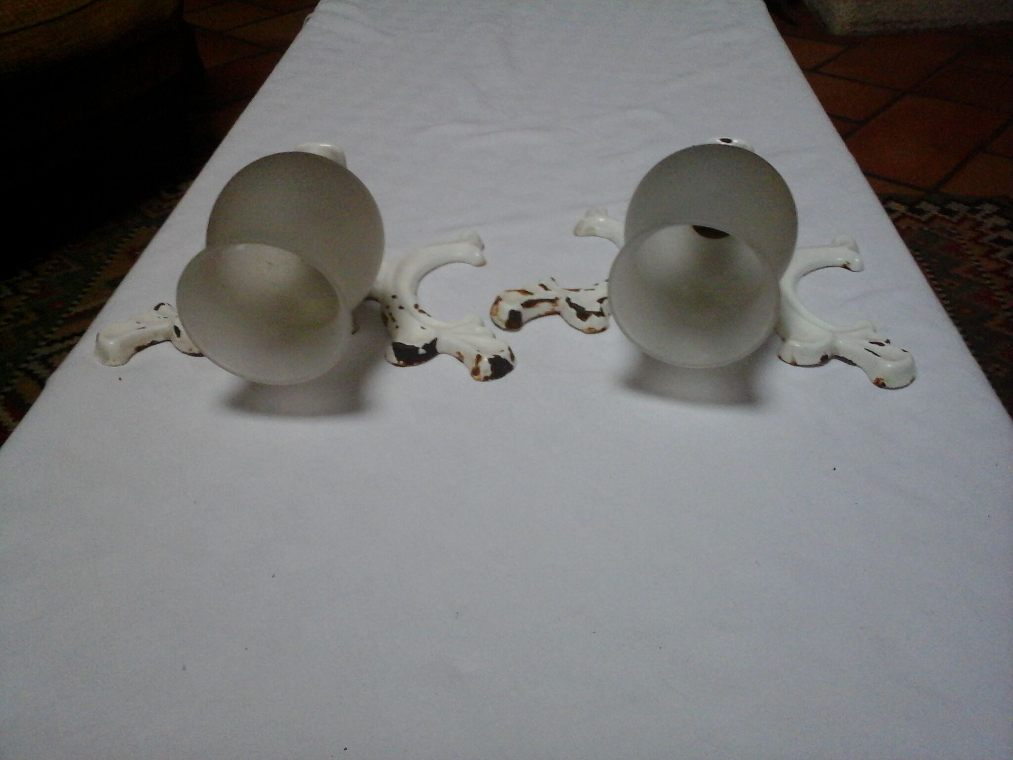 Pair of wall lightoven