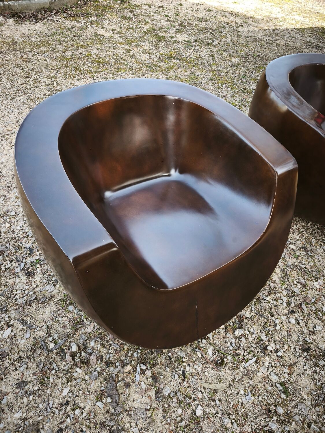 Pair of Moon armchairs in fibreglass