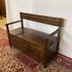 Petit banc-coffre vintage en hêtre
