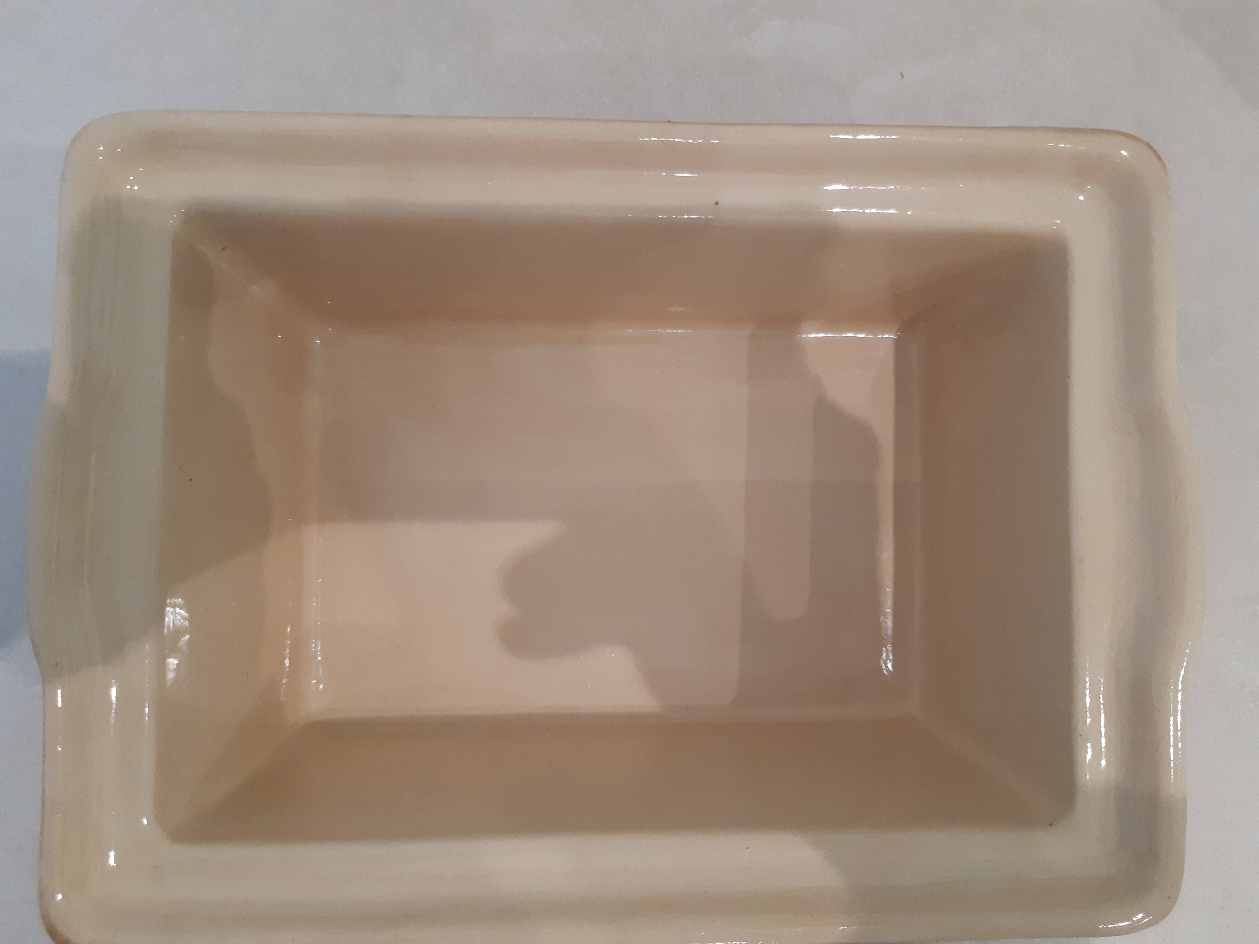 Glazed earthenware casserole pot