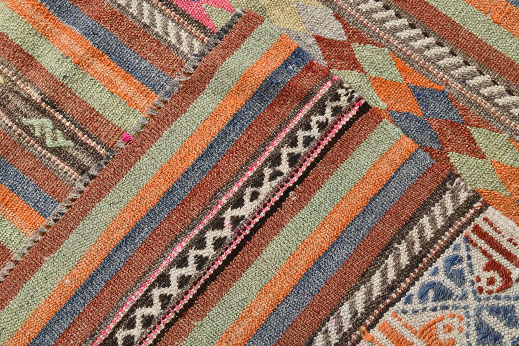 Tapis Kilim vintage turc en laine