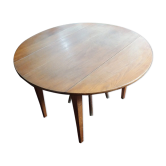 Wooden roundtable