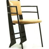Chaise moderniste