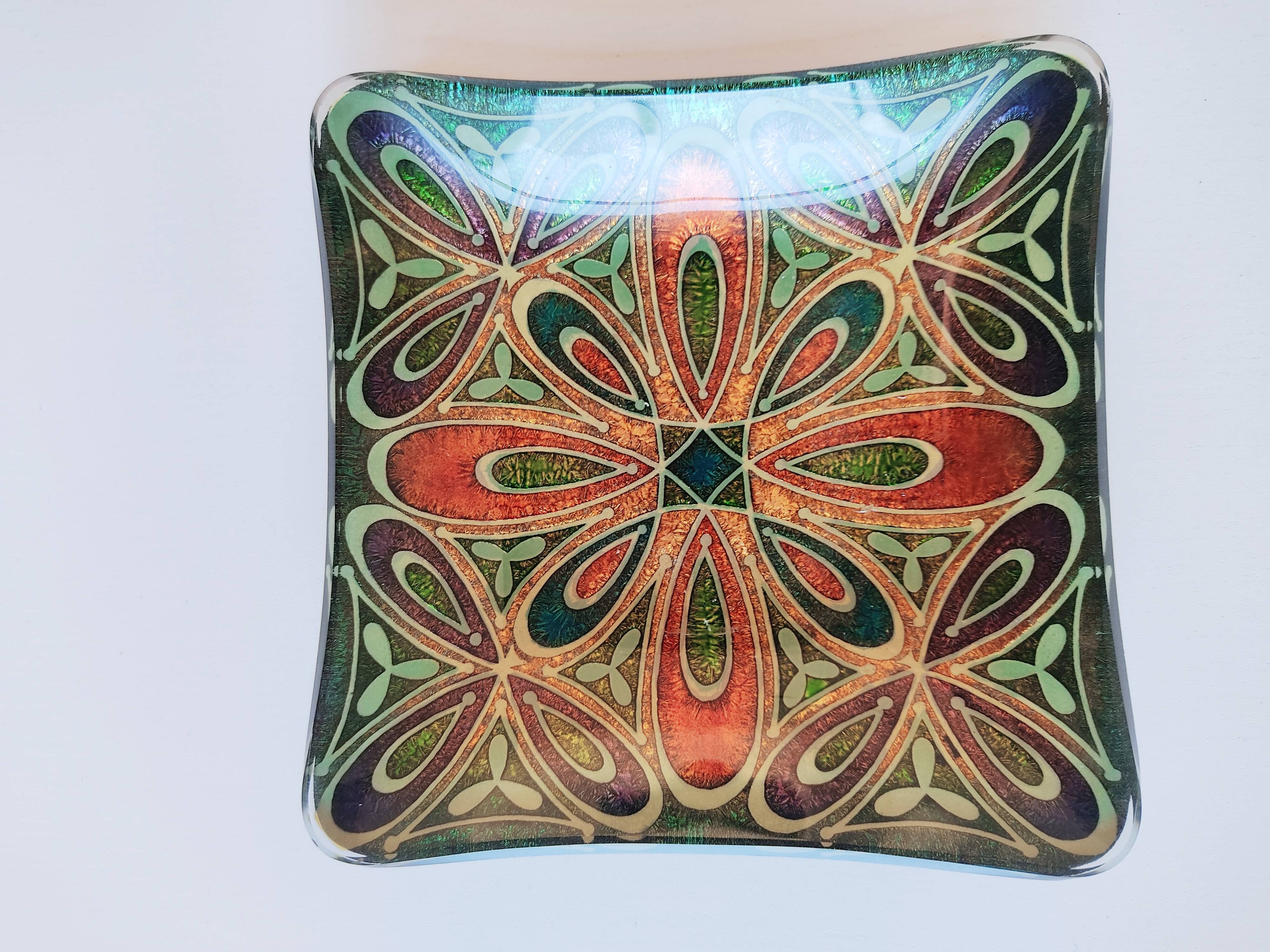 Empty pocket colored enamels