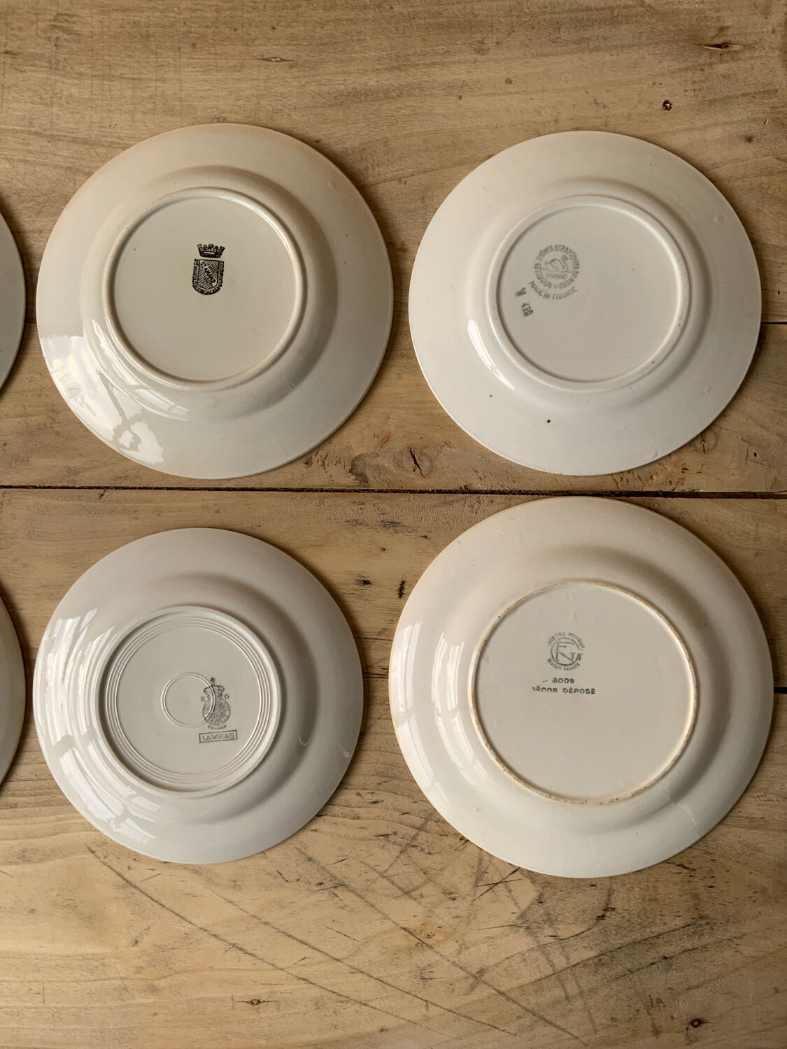 Mismatched plates Terre de Fer