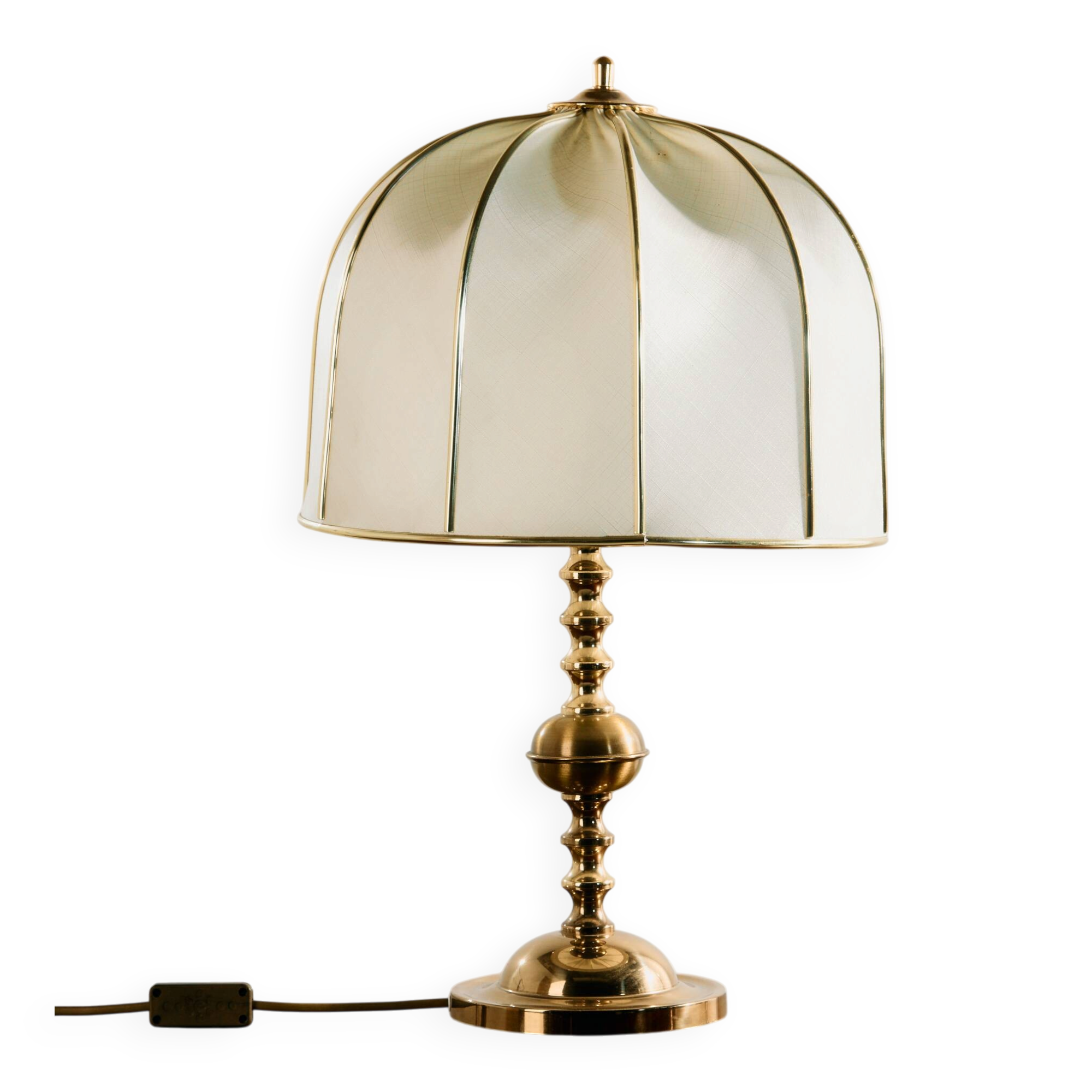 Brass table lamp