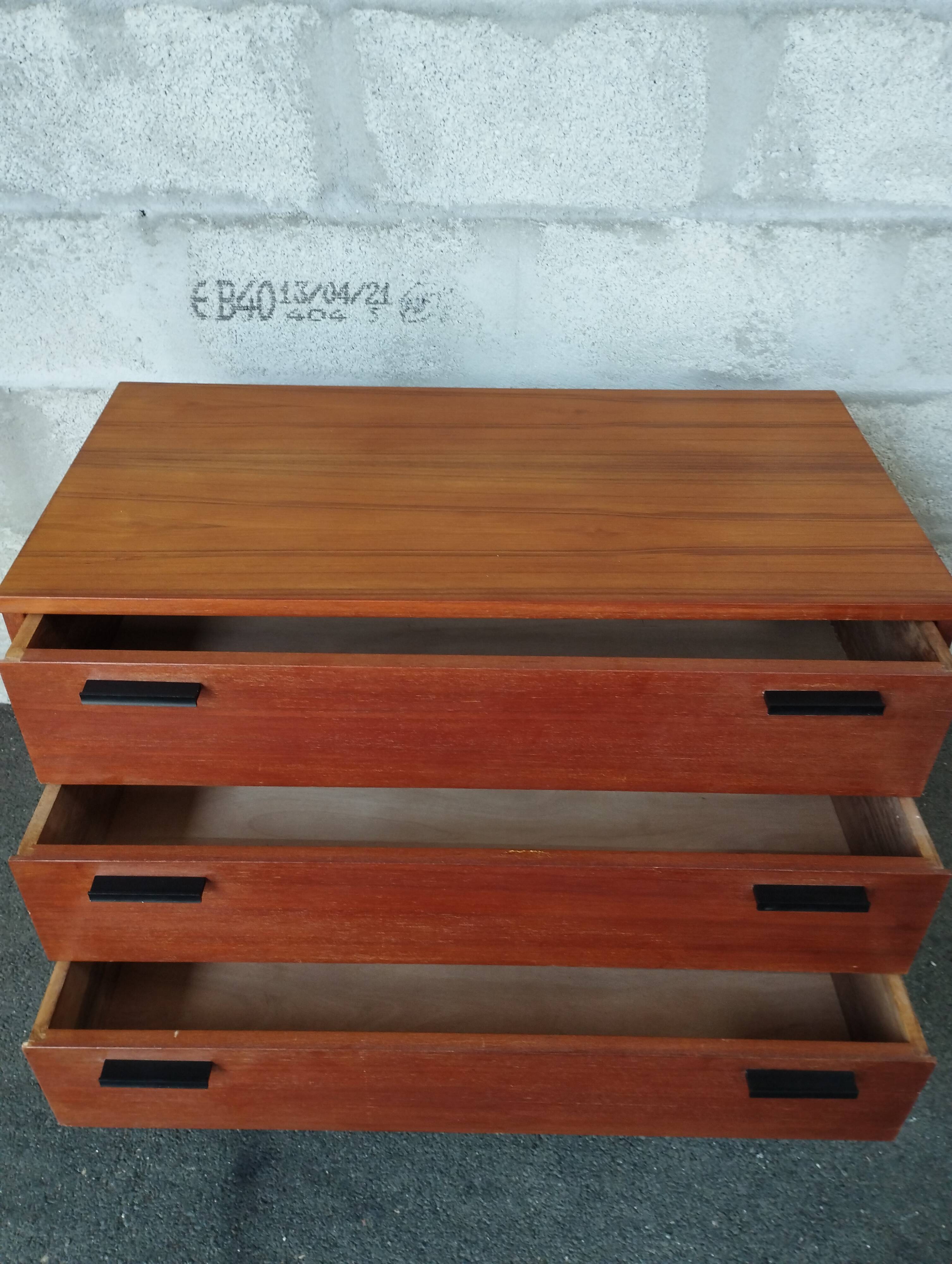 Vintage teak chest of drawers