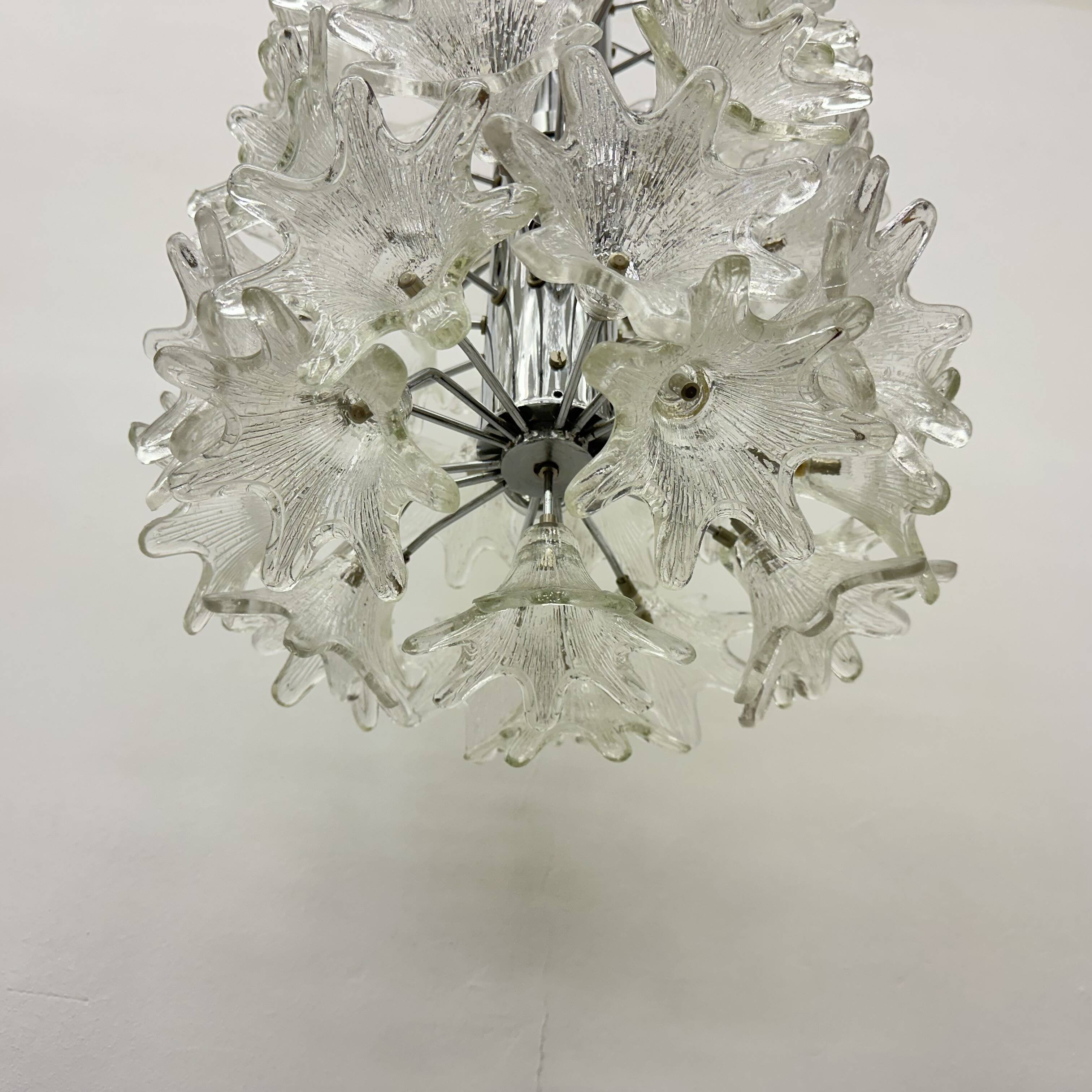 Spectacular Murano glass flower chandelier by Venini for VeArt, Italy 1970s