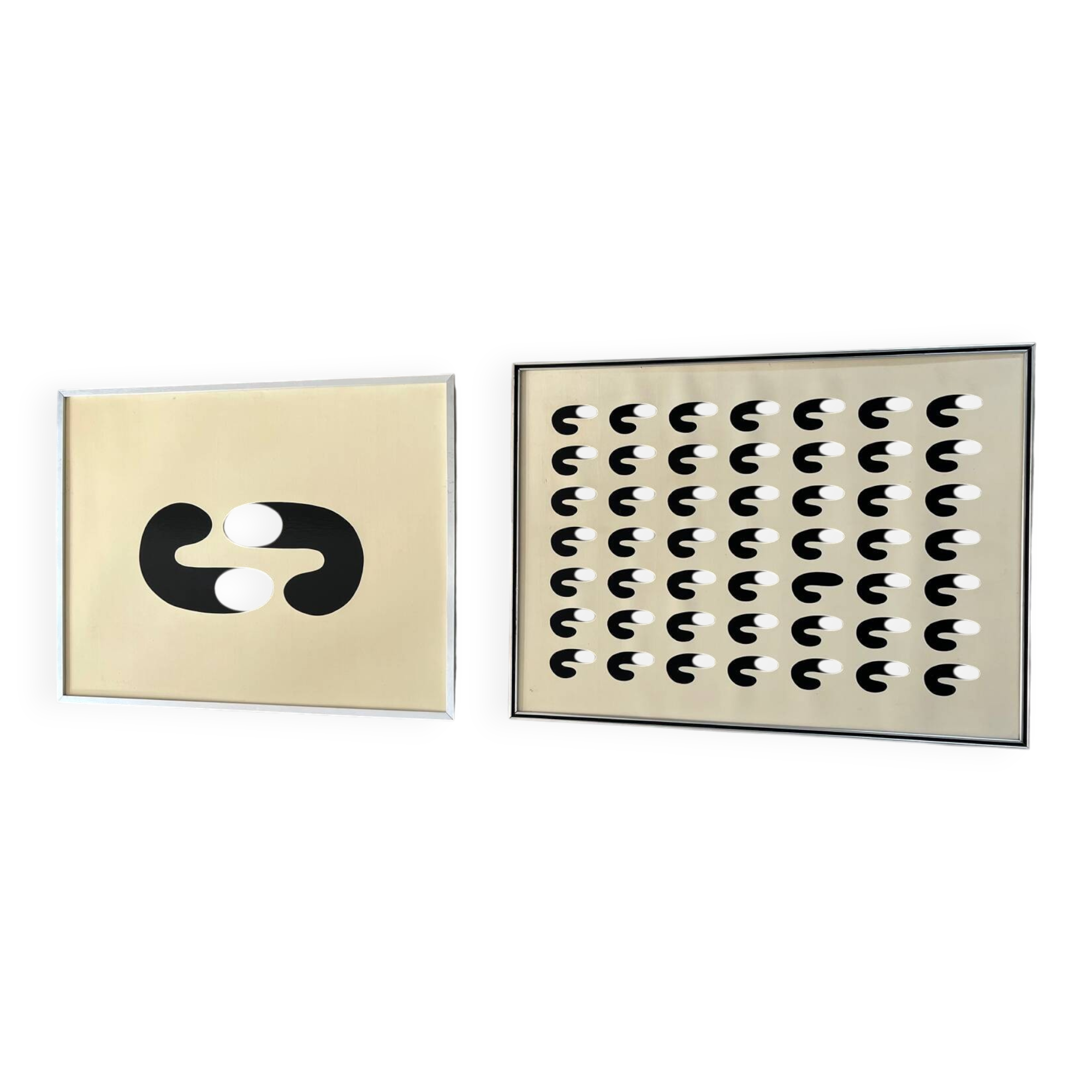 2 designs from the 1970s. Unsigned.