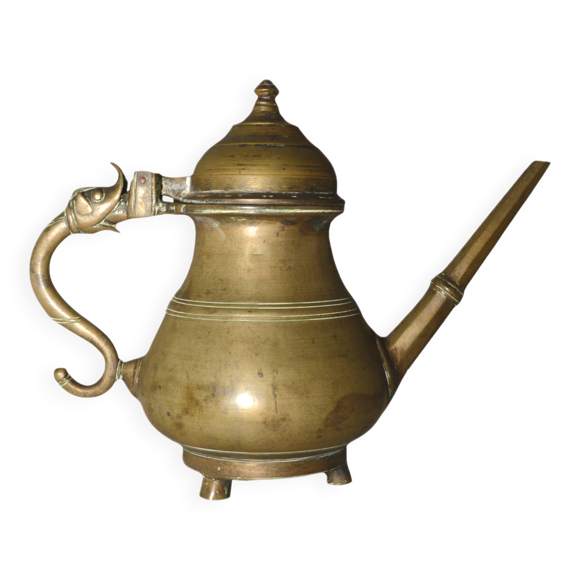 Verseuse, jug or ethnic teapot, antique, in bronze, India, 32x25cm