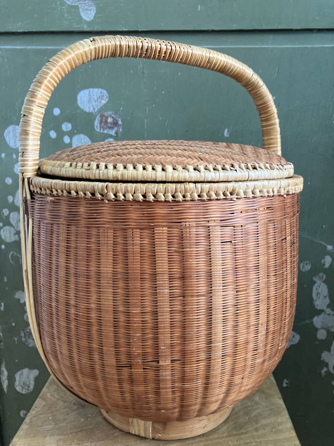 Wicker basket