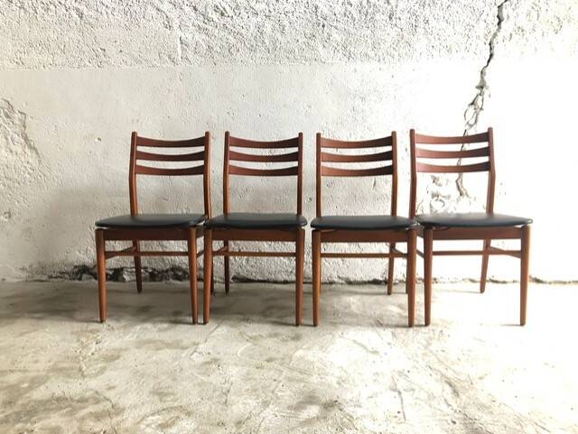 Set of 4 wooden and black imitation leather chairs, Scandinavian chair, wooden chair