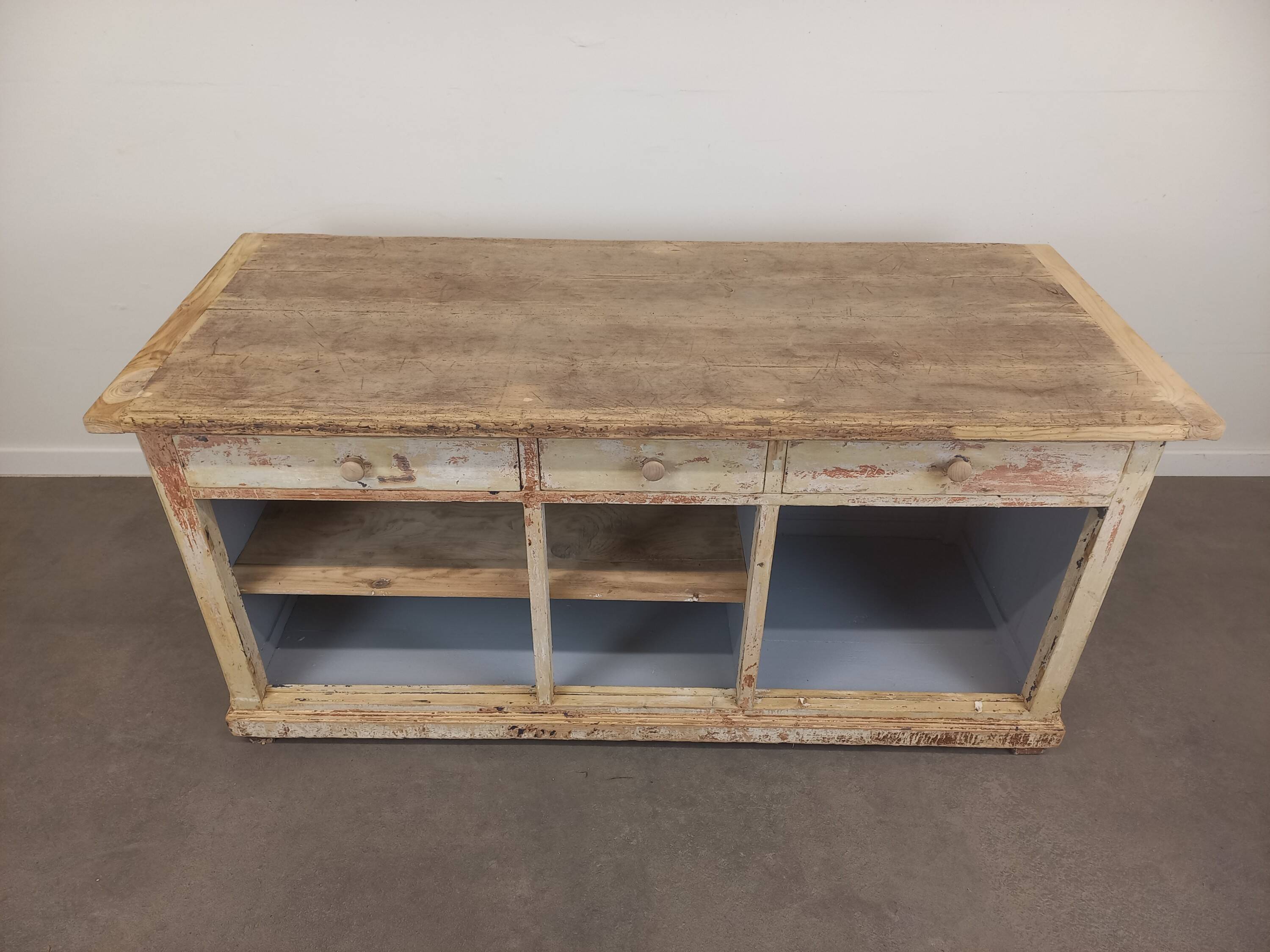 Weathered store bank