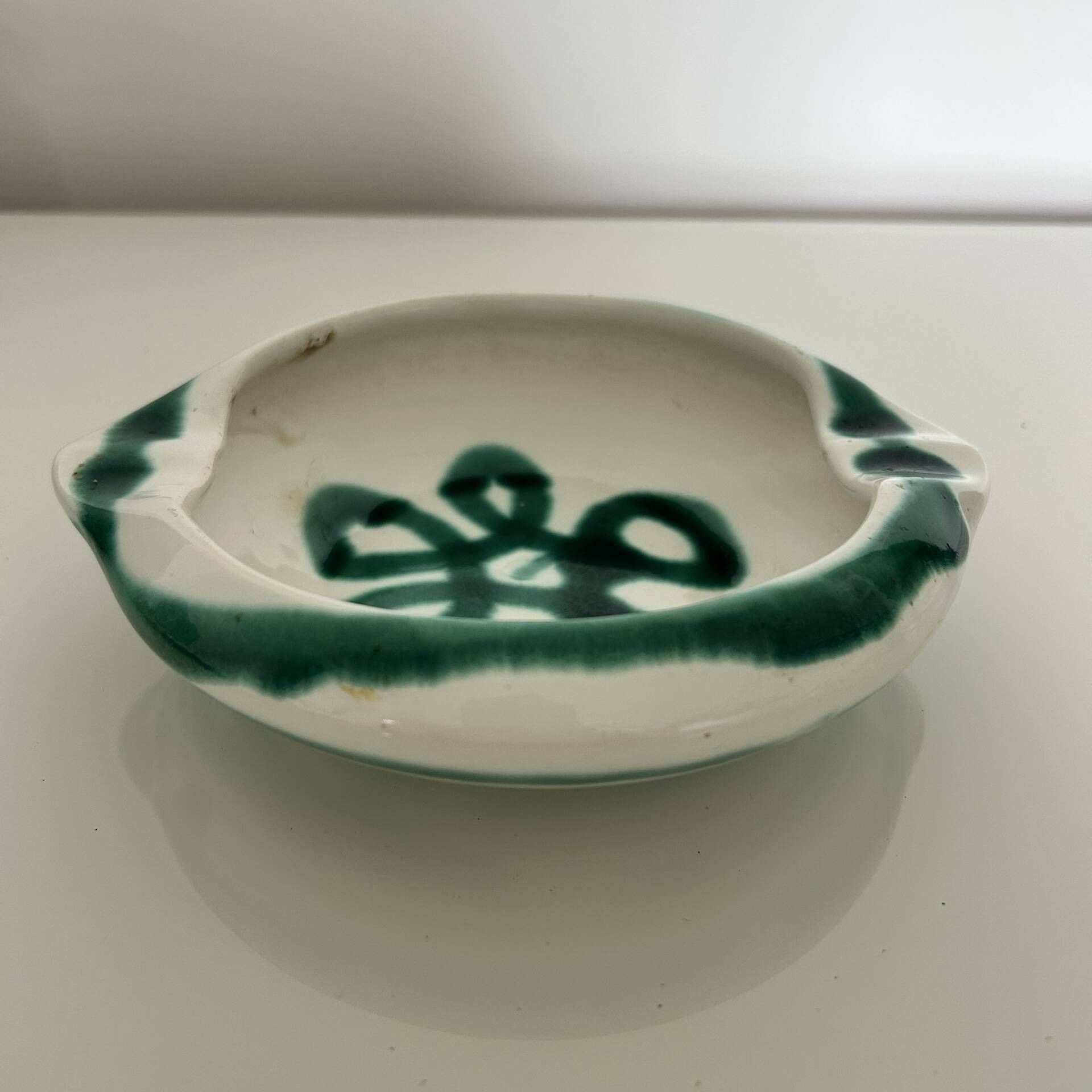 Decorative ceramic catchall