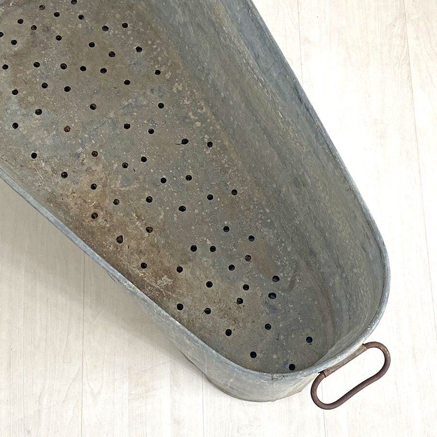 Vintage zinc basin 1940