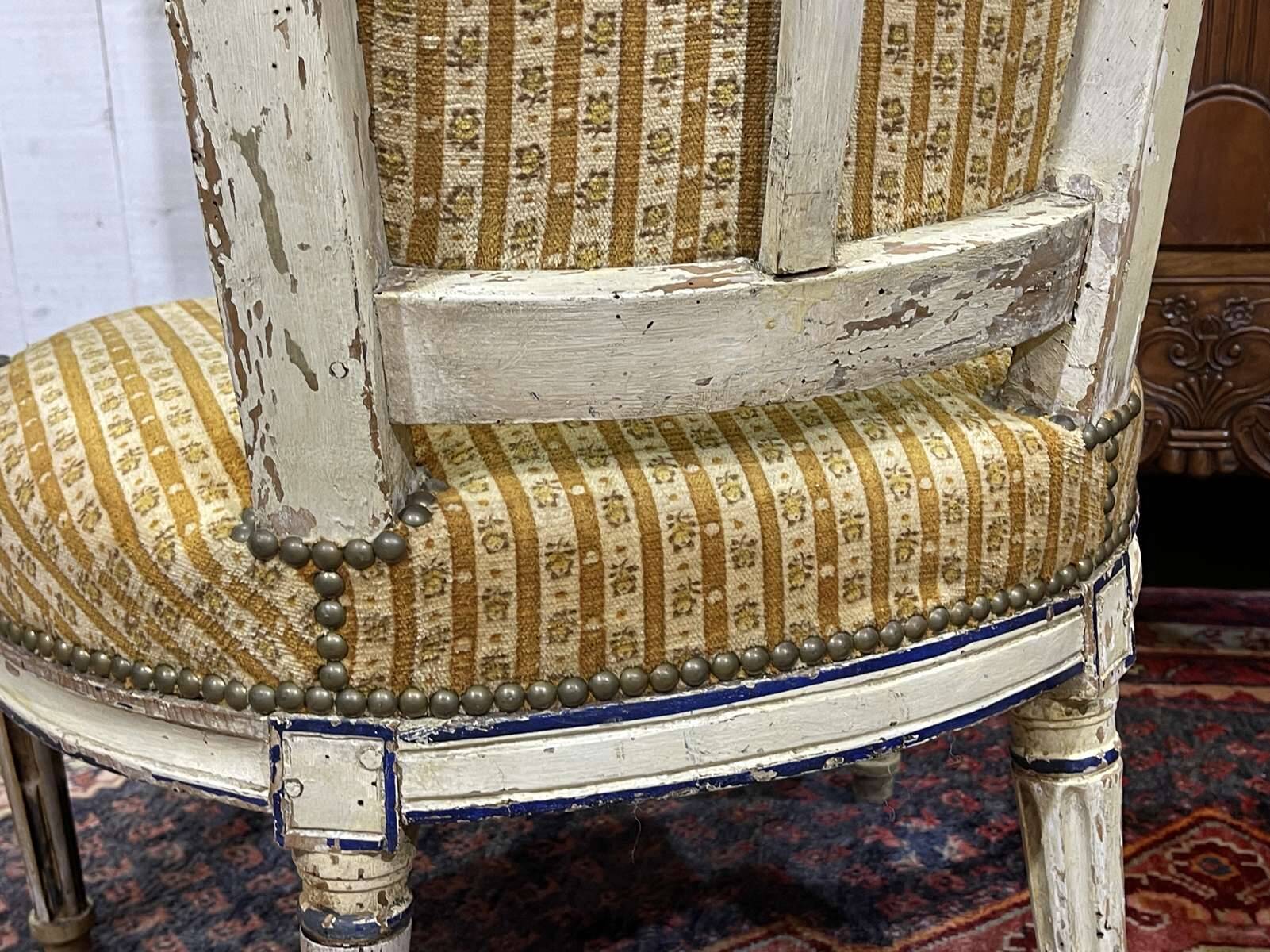 Paire de cabriolets d'époque Louis XVI en hêtre