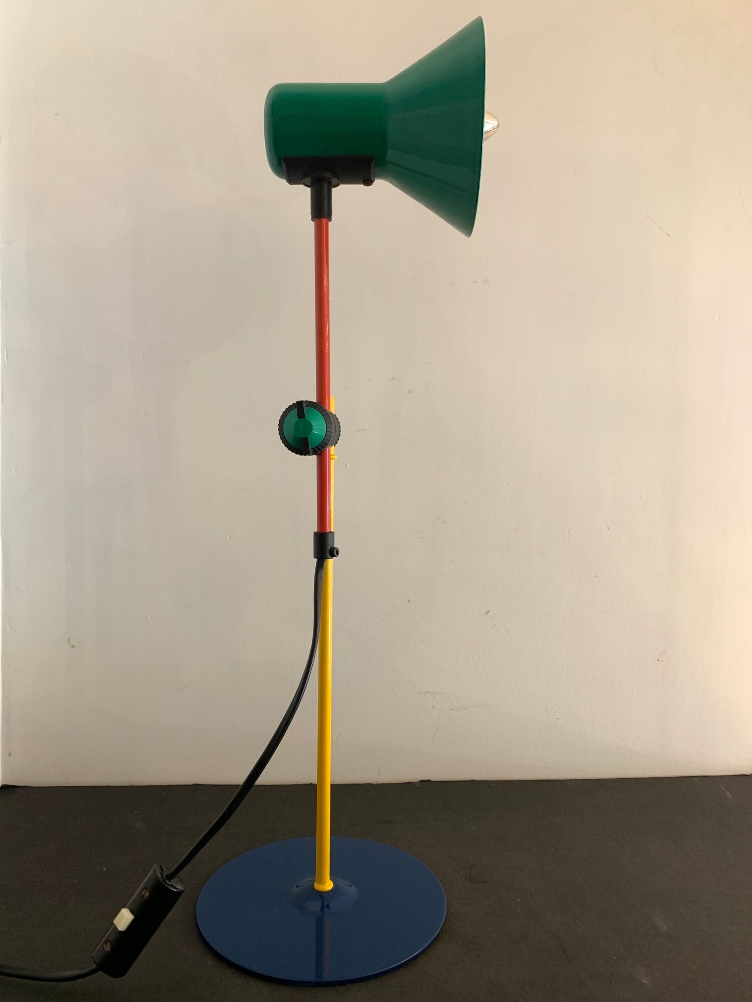 Articulated lamp by Veneta Lumi, primary colors Memphis style, 1980