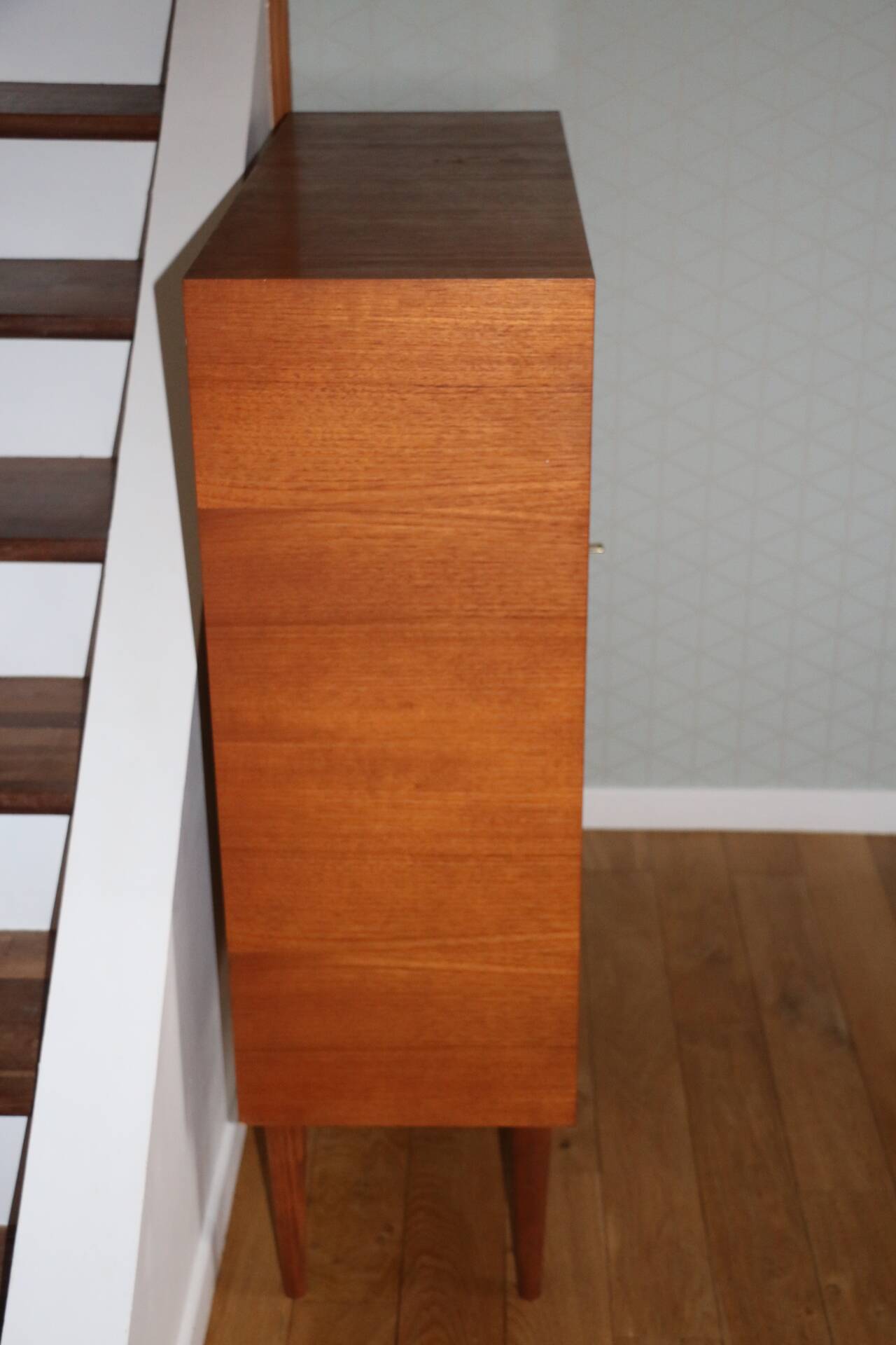 Console sideboard with 2 doors