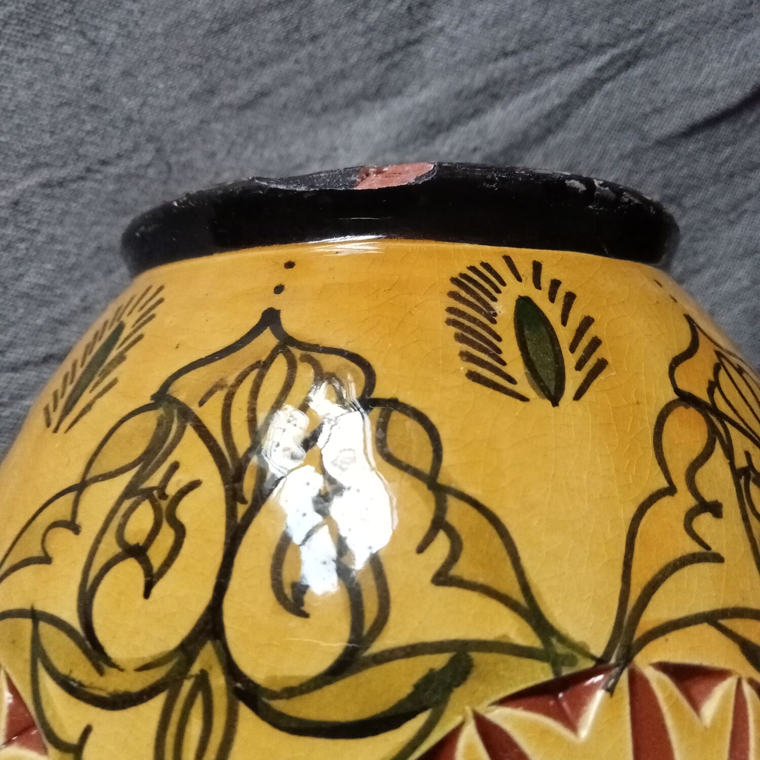 Etaki Vase