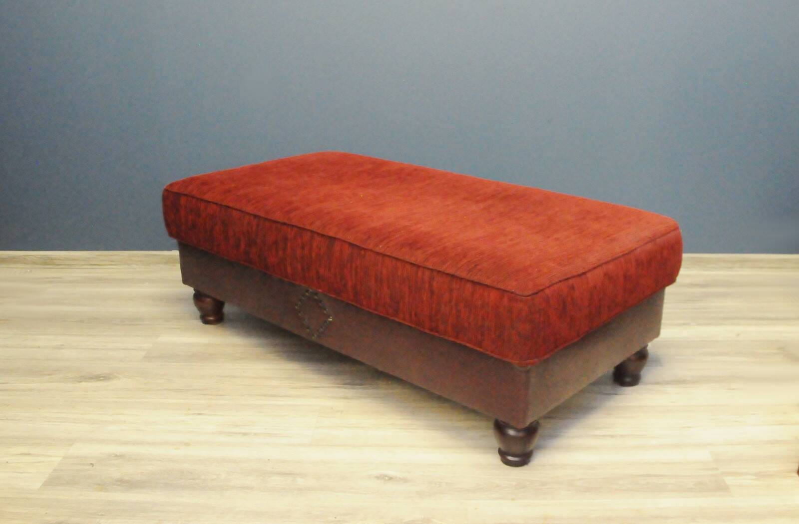 Pouf, table des années 1950