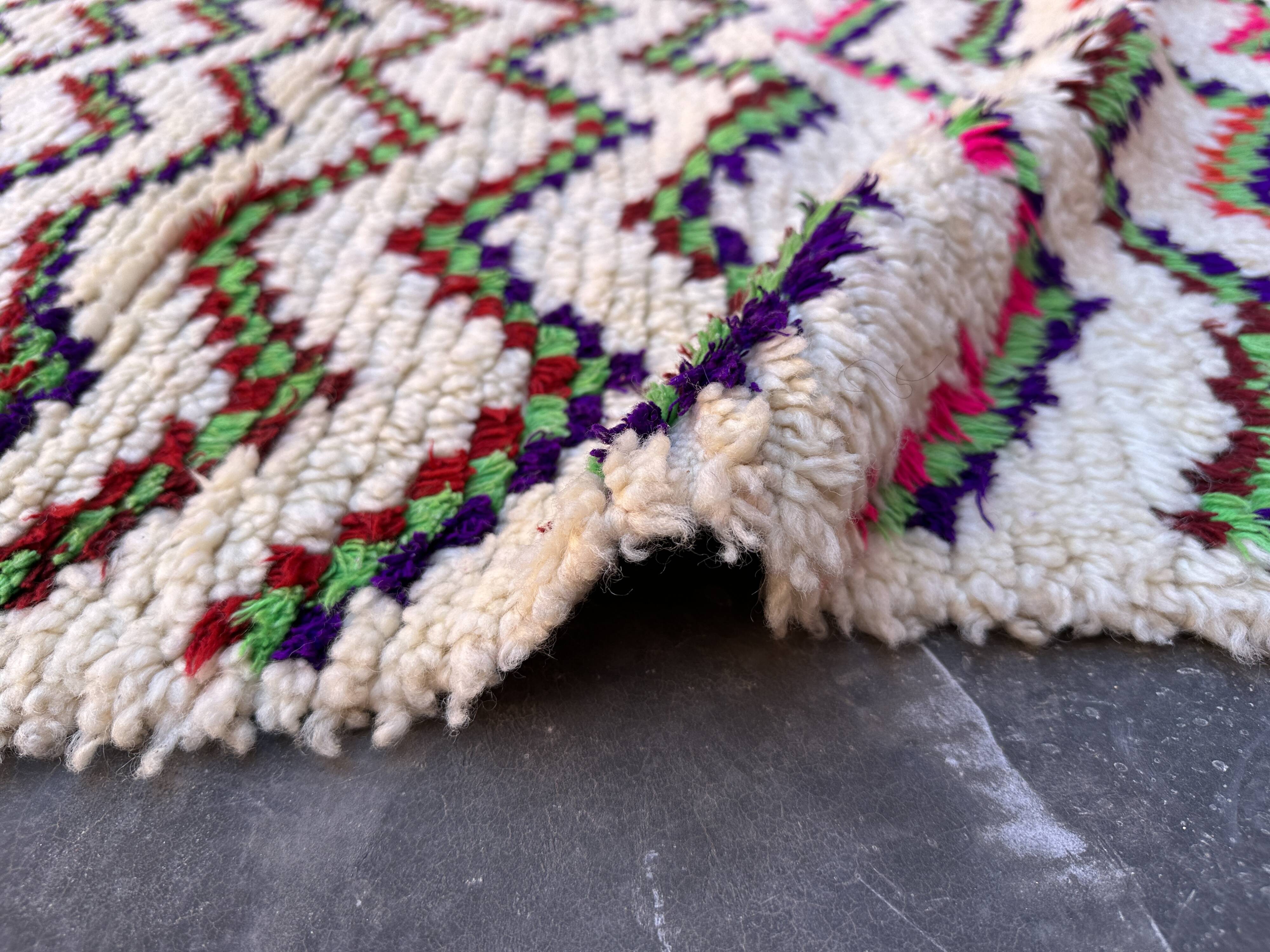 Tapis Marocain Azilal blanc - 178 x 264 cm