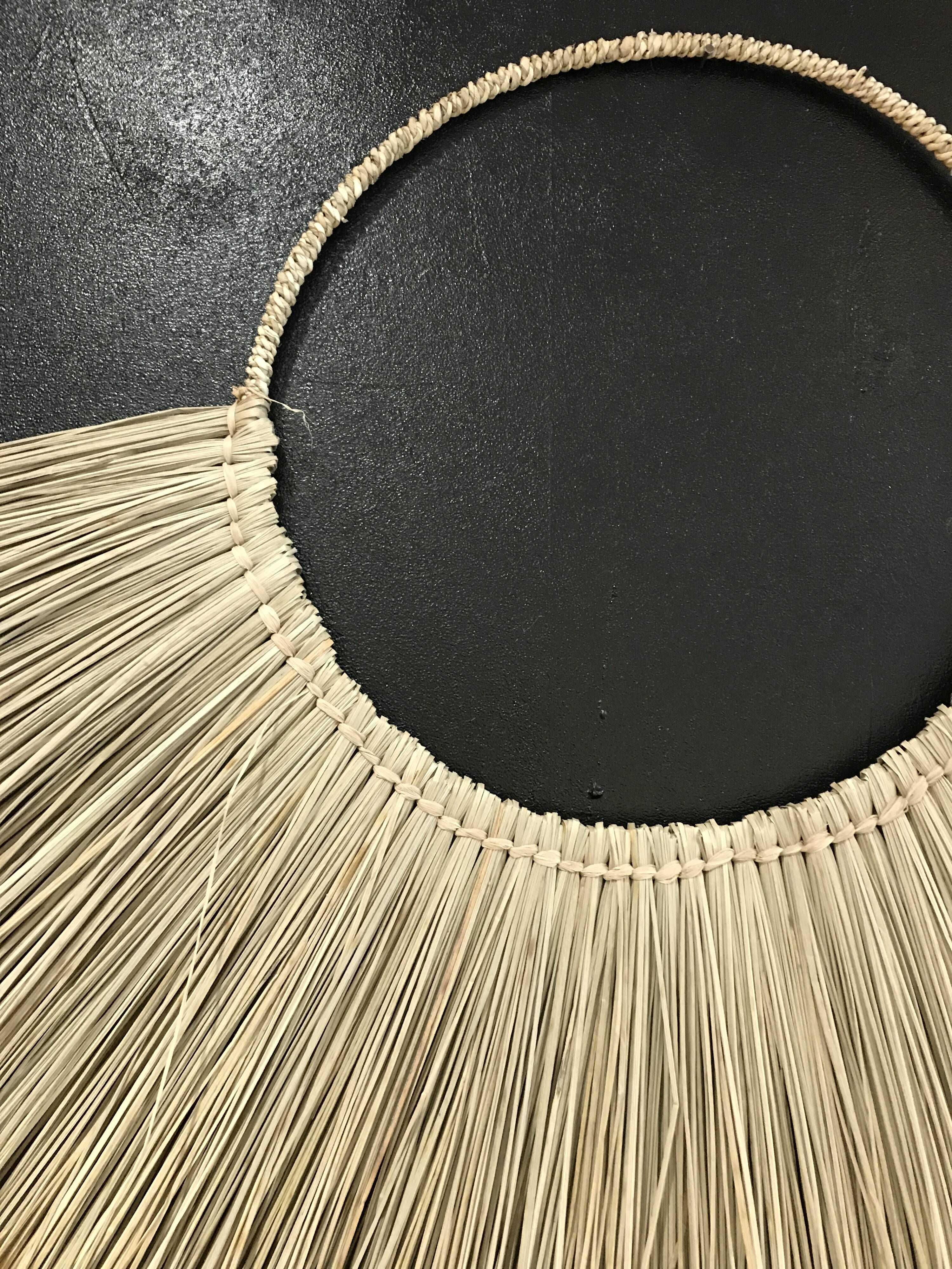 Collier Long En Raphia Et Pendentif En Bronze - Pièce Ethnique, Neuf Sans Emballage, Style Bohème Pour Occasion Spéciale