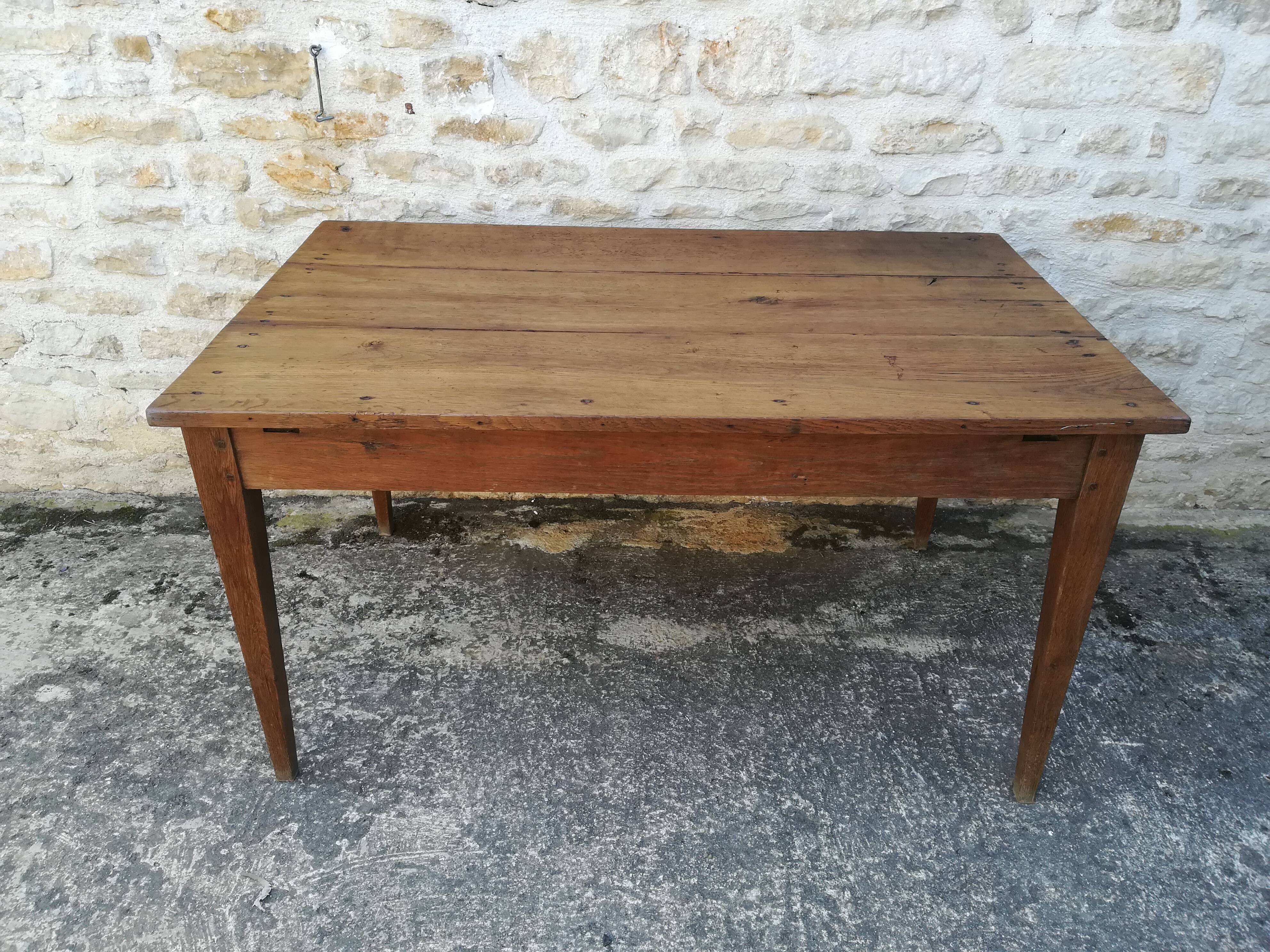 Oak farmhouse table two drawers
