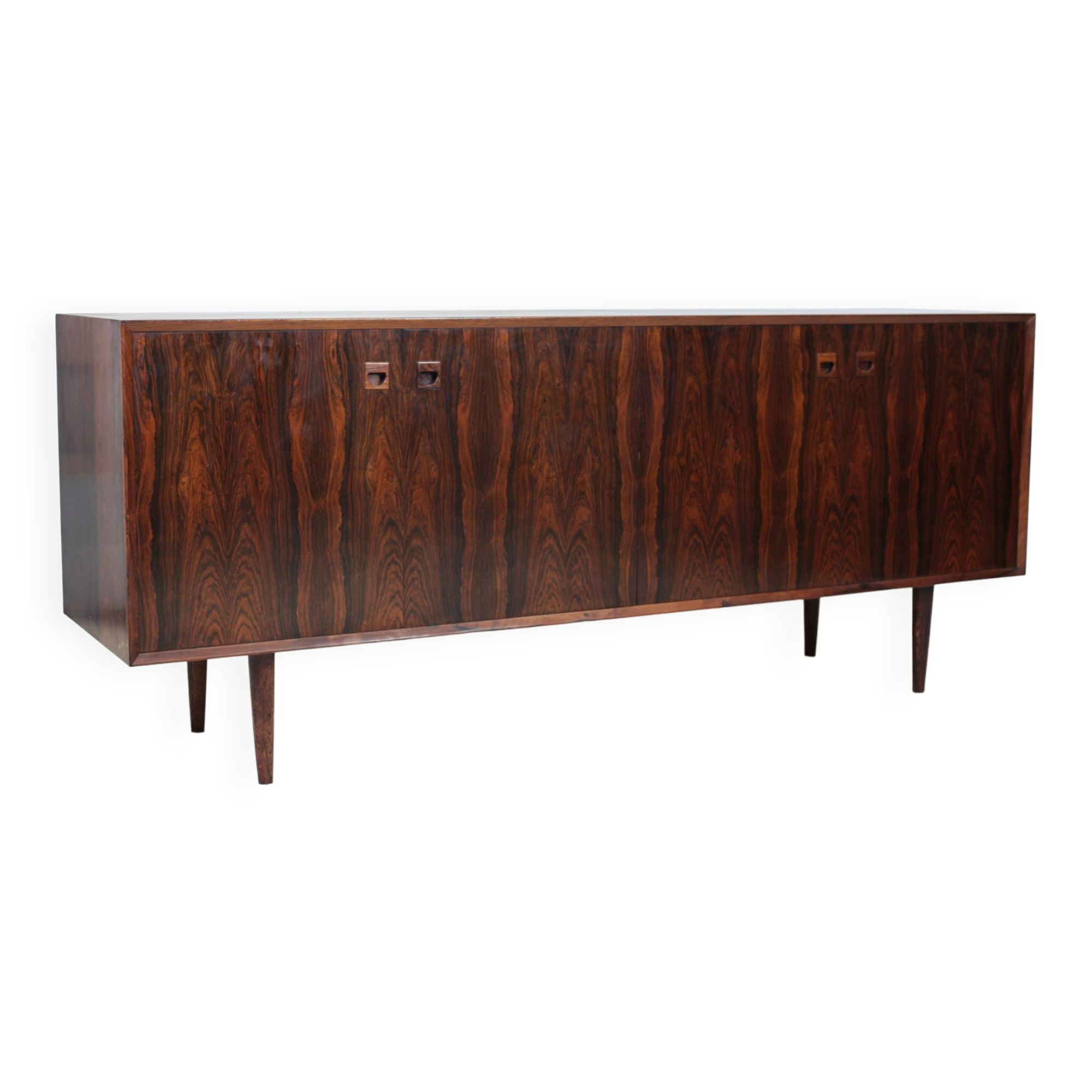 Brouer sideboard in rosewood
