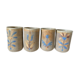 4 ceramic mugs