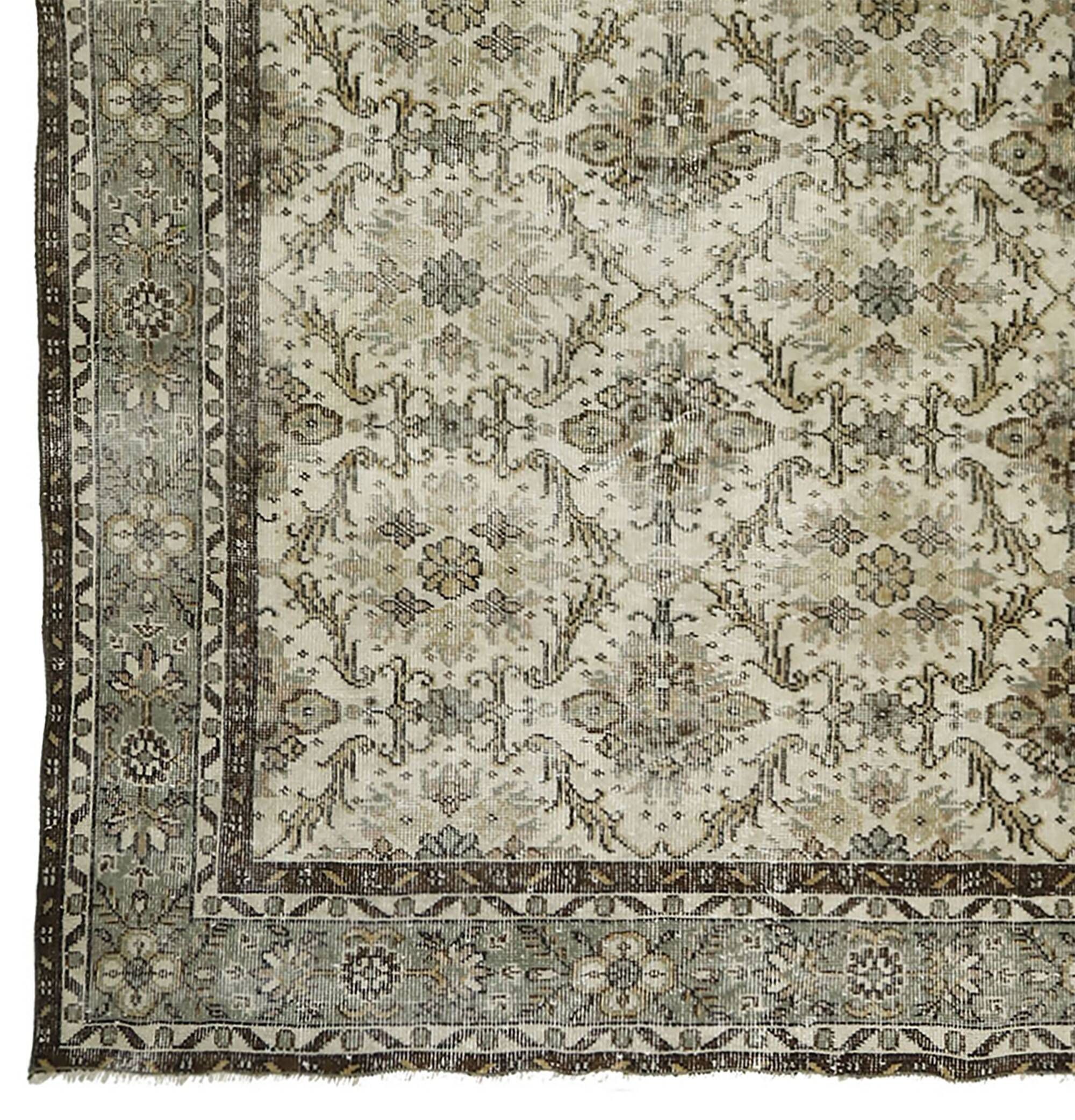 Large Vintage Turkish Carpet Beige Floral 320 x 210 cm