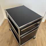 USM Haller wheeled caisson in Graphite Black