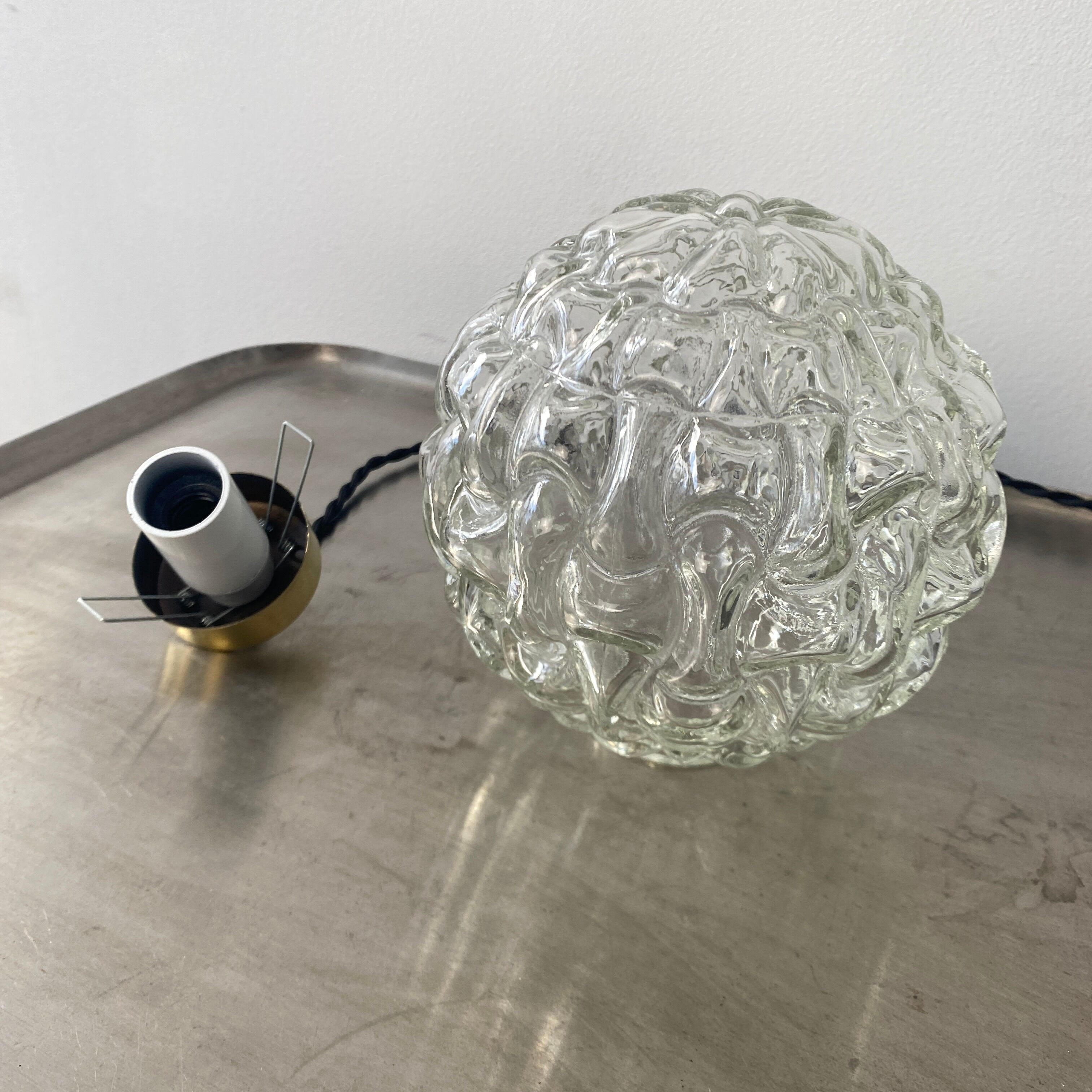 Lot 3 round lamps in vintage glass