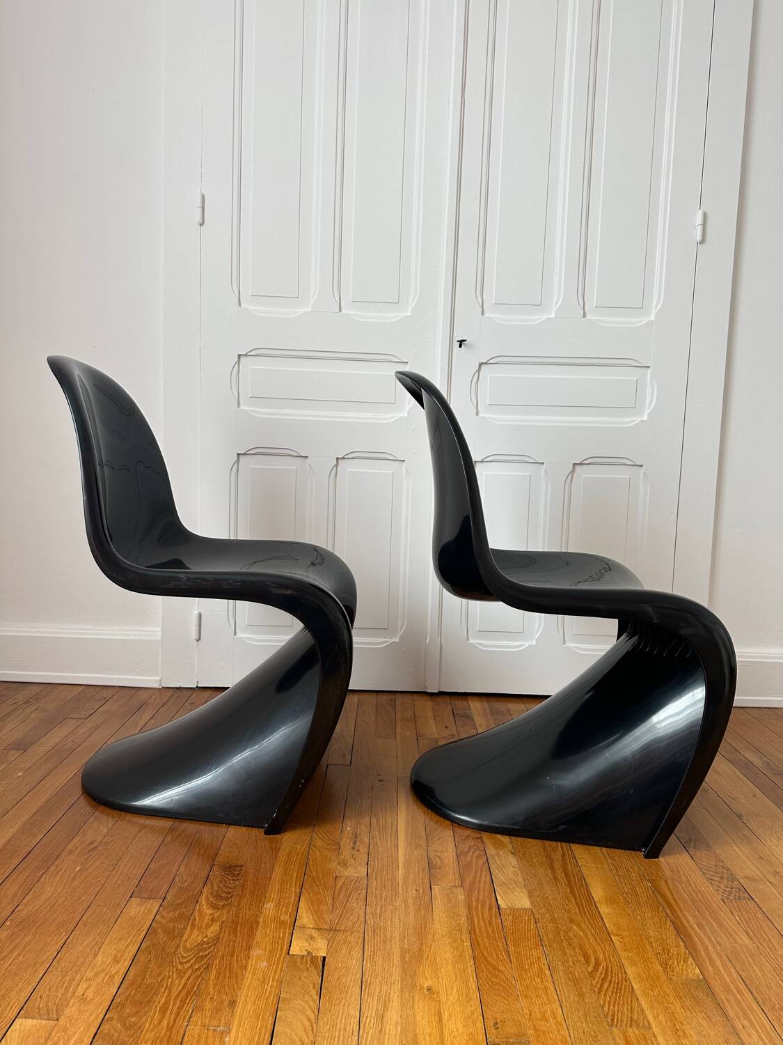 Pair of Verner Panton chairs by Herman Miller, 1975