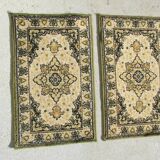 2 tapis identiques 40 x 70 cm , vert et or