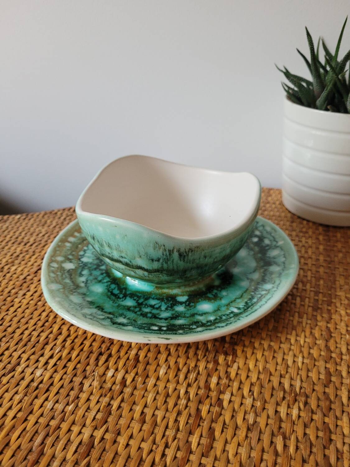 Niderviller Mousse Sauce Boat