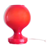 Lampe de table en verre opalin rouge, Osvetlovaci sklo, Tchécoslovaquie