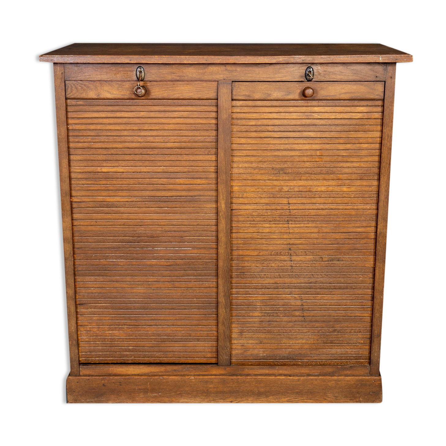 Classeur vintage avec deux portes à roulettes