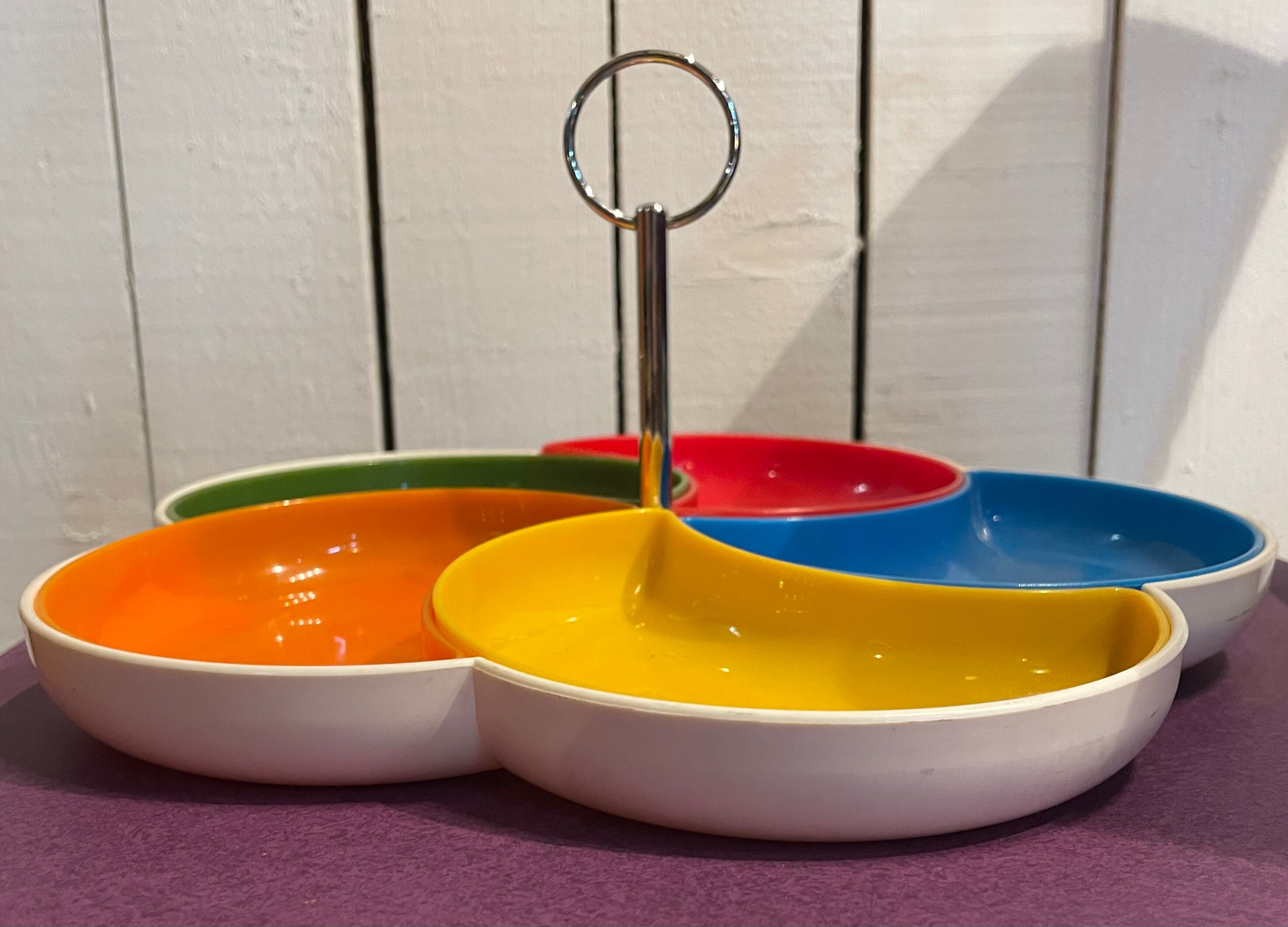 Multicoloured vintage plastic aperitif platter