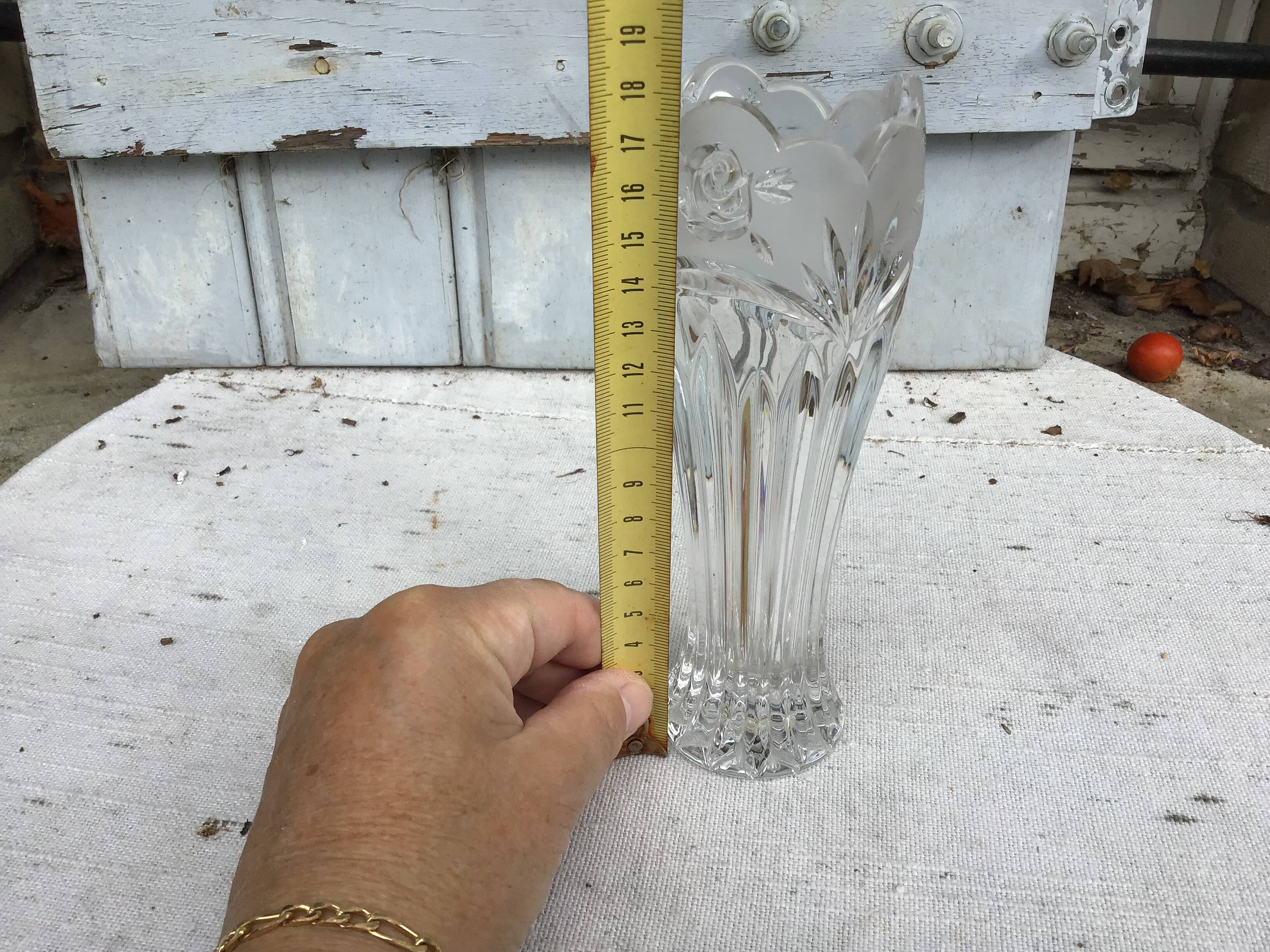 Pretty CRYSTAL floral vase from veissiere in BACCARAT