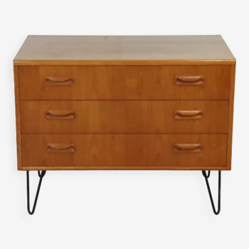 Vintage chest of drawers G-Plan with hairpin legs