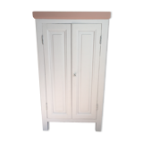 Wardrobe children's room