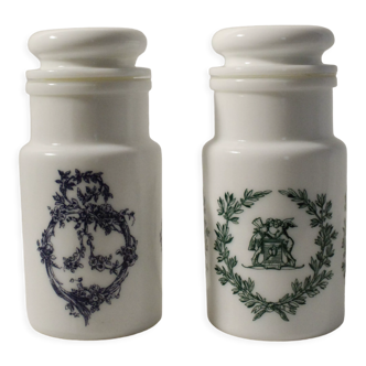 Set of 2 apothecary jars in opaline