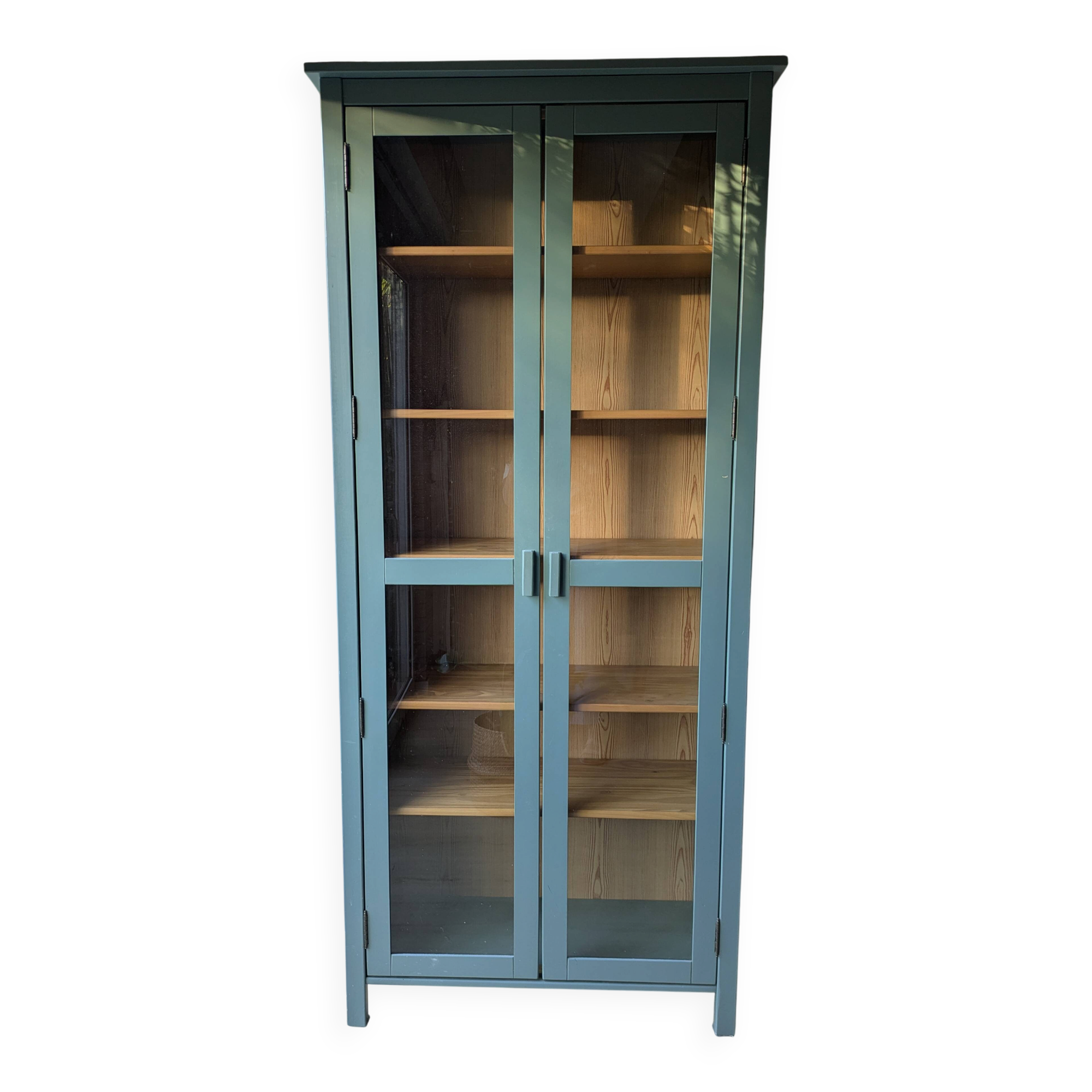 Display cabinet