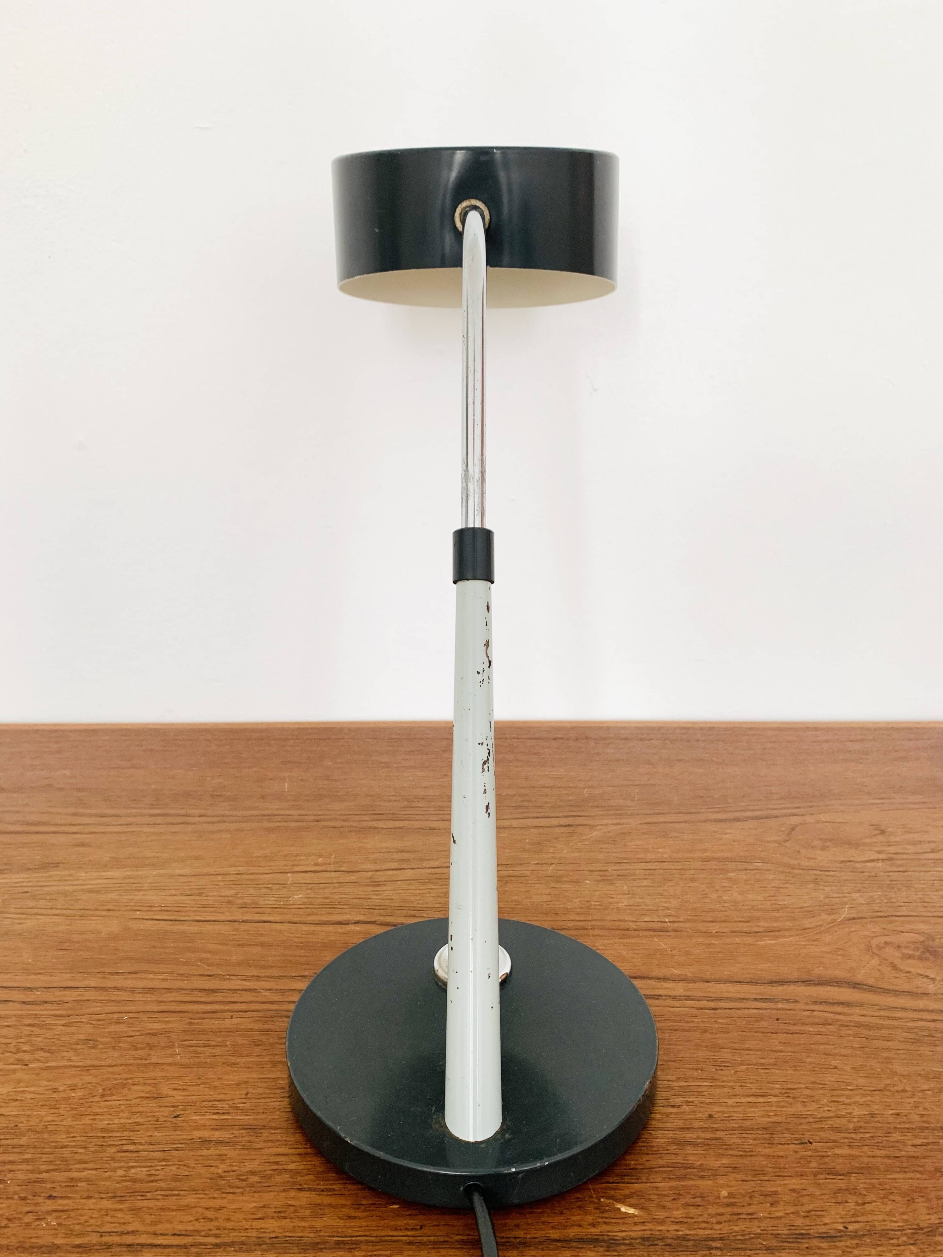 Lampe de table industrielle en métal français
