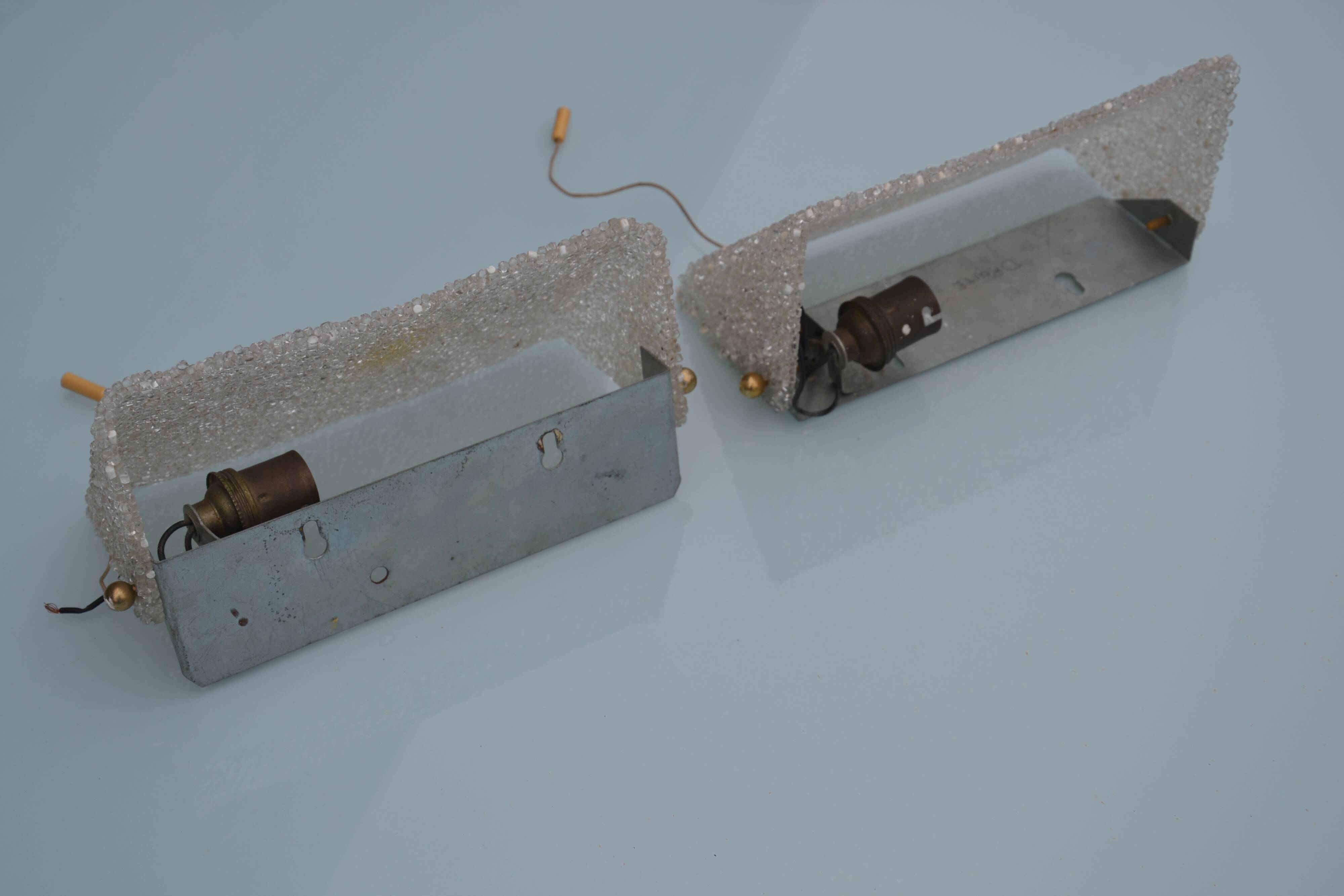 2 wall sconces in perspex, 1950s-60s