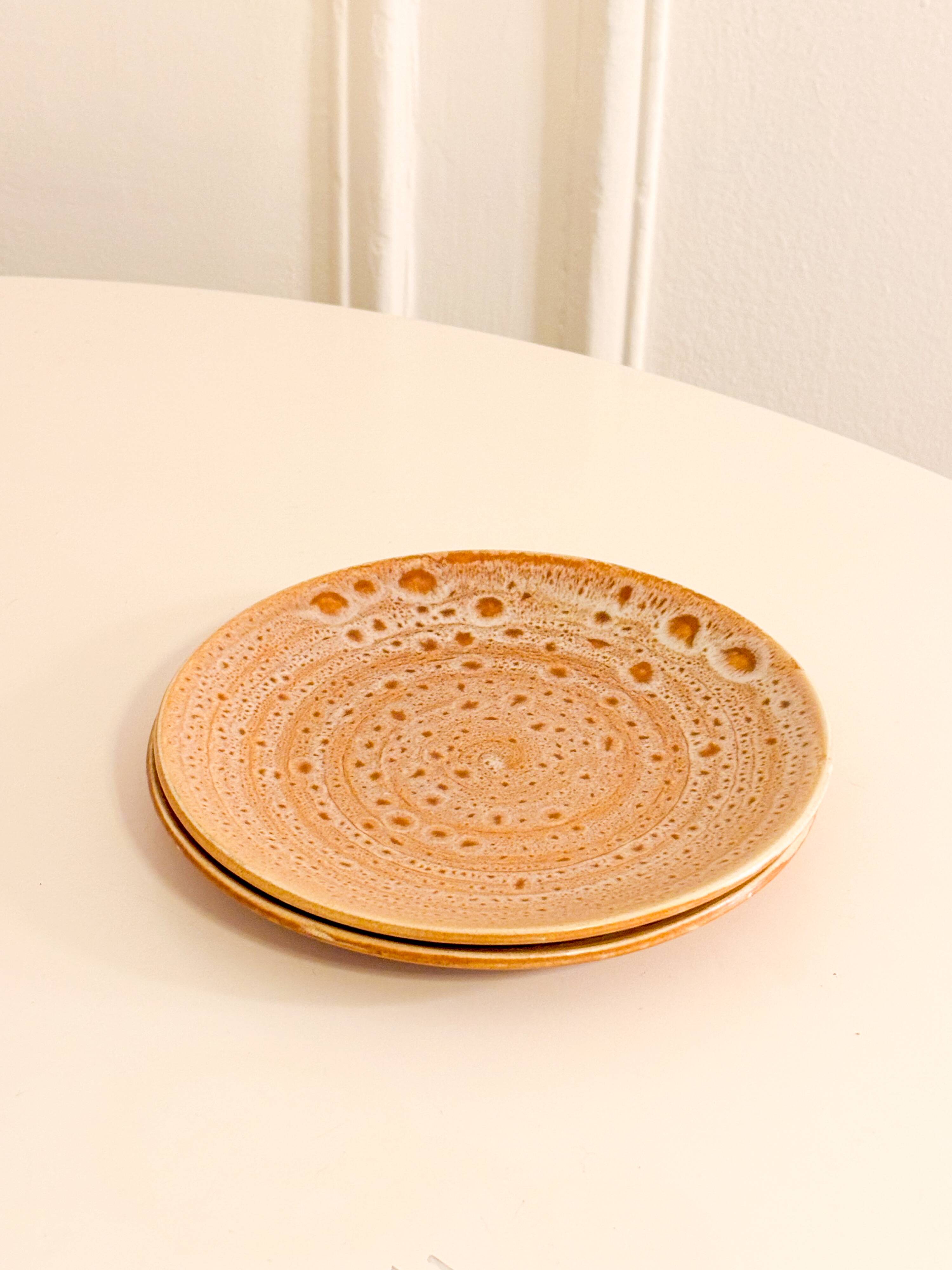 Pair of ceramic dessert plates, Niderviller, Fauve model, 1960