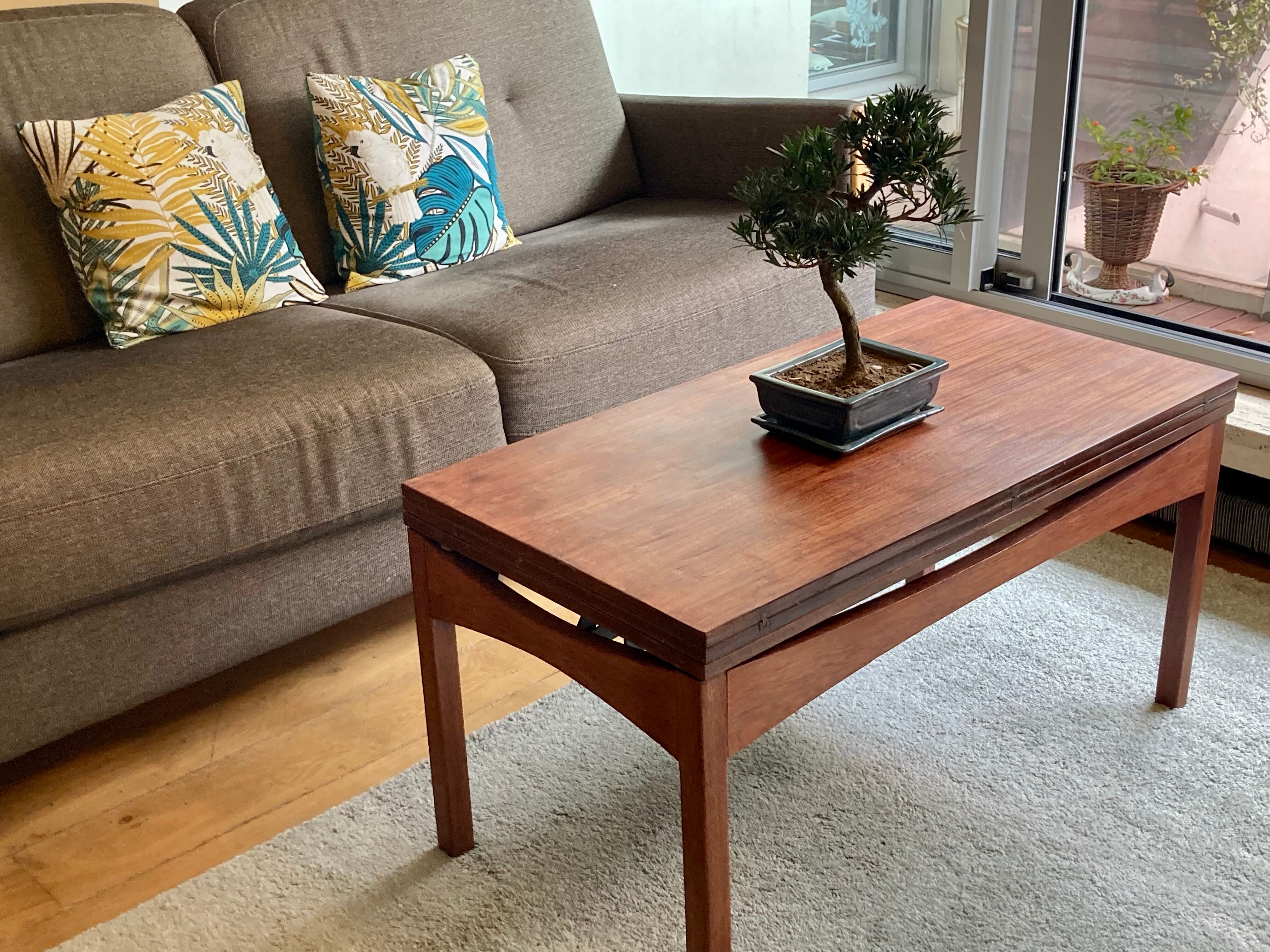 Transformable coffee table - A. Ducrot